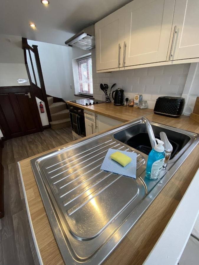 The Stables - Detached Cottage With Private Garden & Hot Tub St Austell Extérieur photo